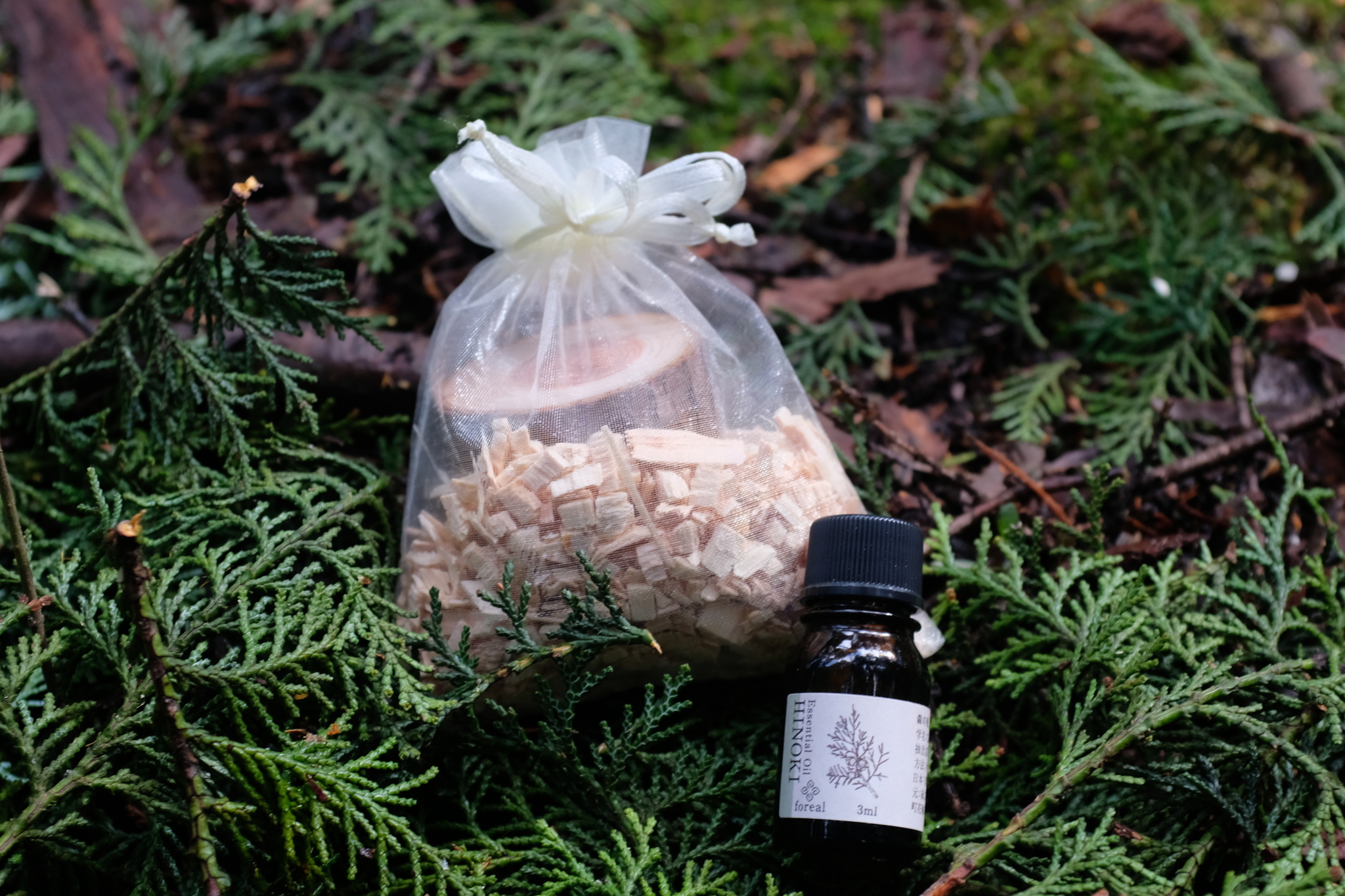 HINOKI Essential Oil + Natural Hinoki Diffuser